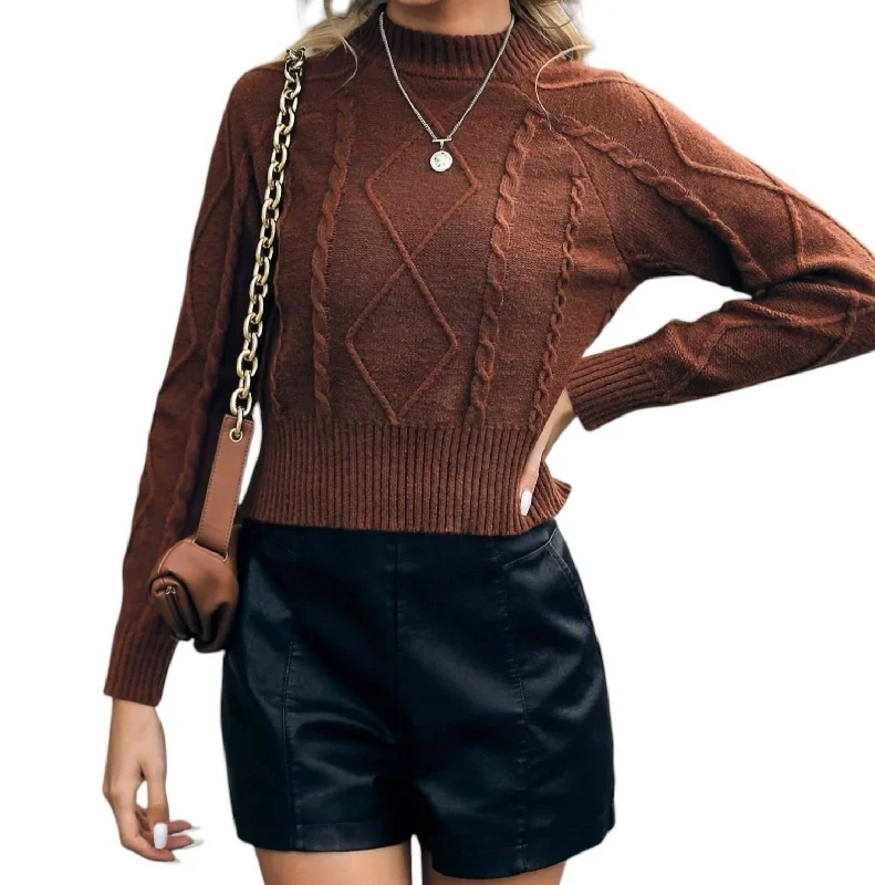 Solid Twists Sweater In Chocolate