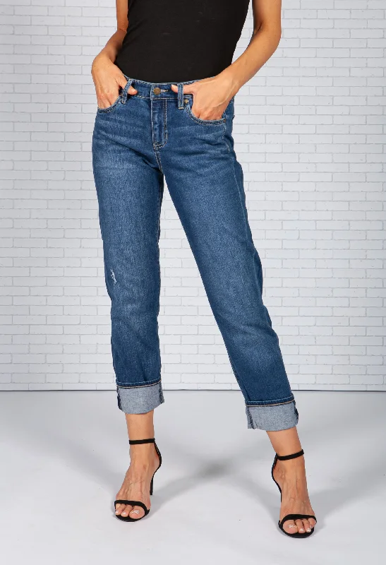 Mid Wash Mom Jeans *Recommend 1 Size Down*